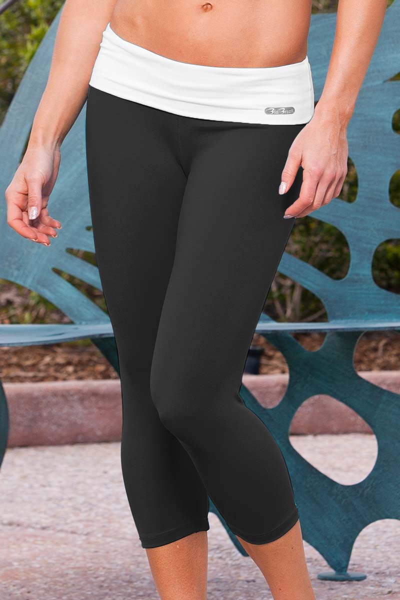 Black and White Womens Supplex Capri gym leggings